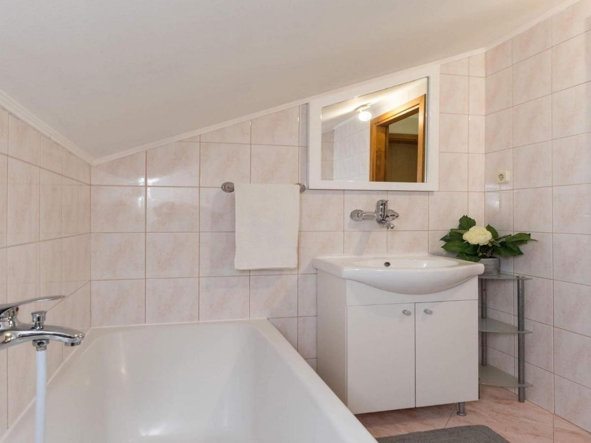 Holiday Home By The Sea - Nina & Kate Ston Esterno foto
