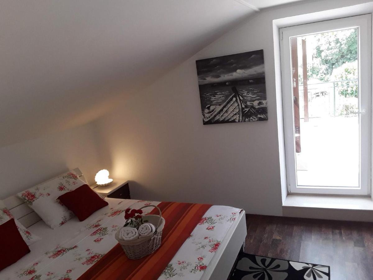 Holiday Home By The Sea - Nina & Kate Ston Esterno foto